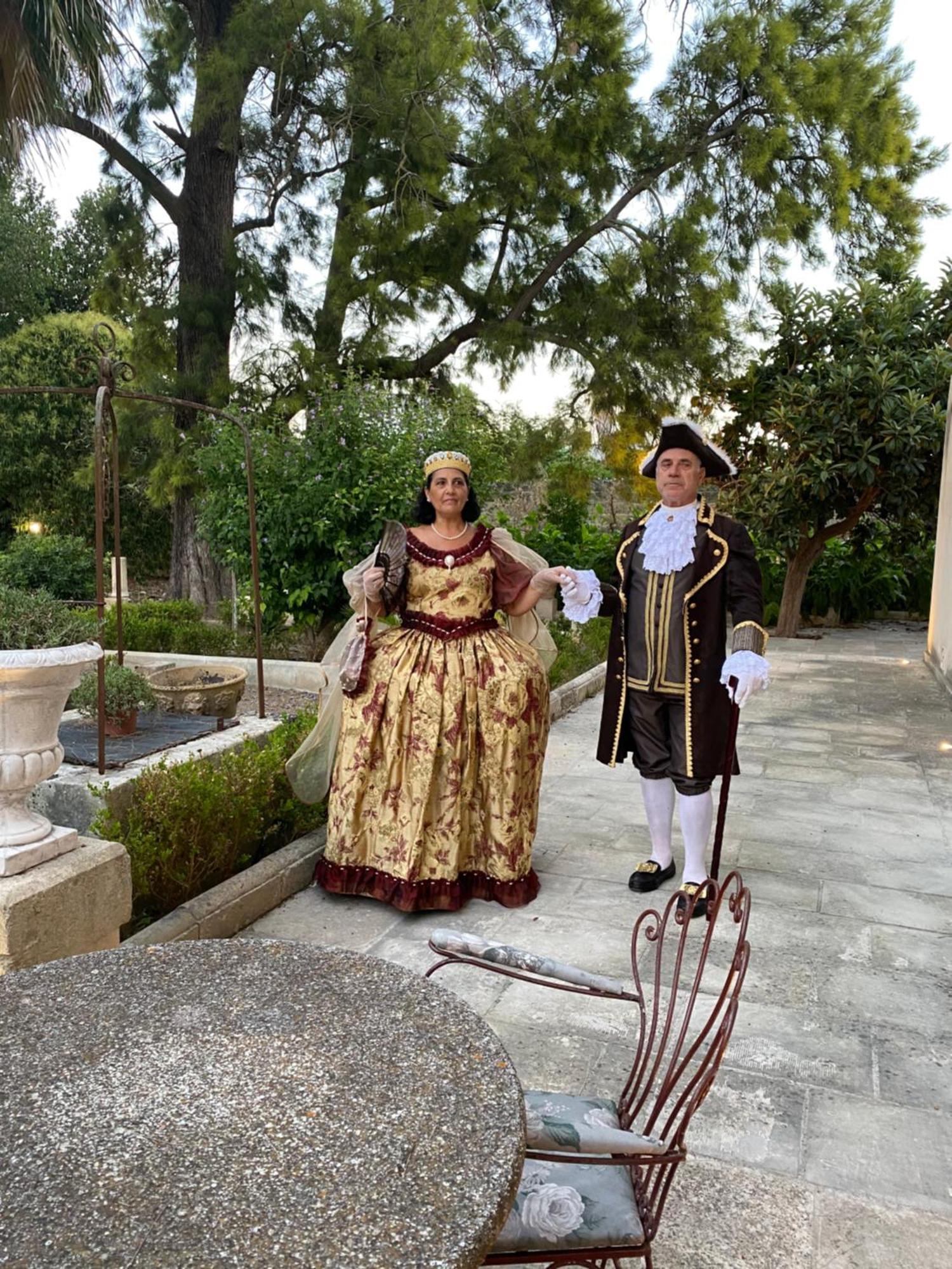 Palazzo De Carlo E Il Parco Dei 7 Pozzi Bed & Breakfast Lecce Eksteriør bilde