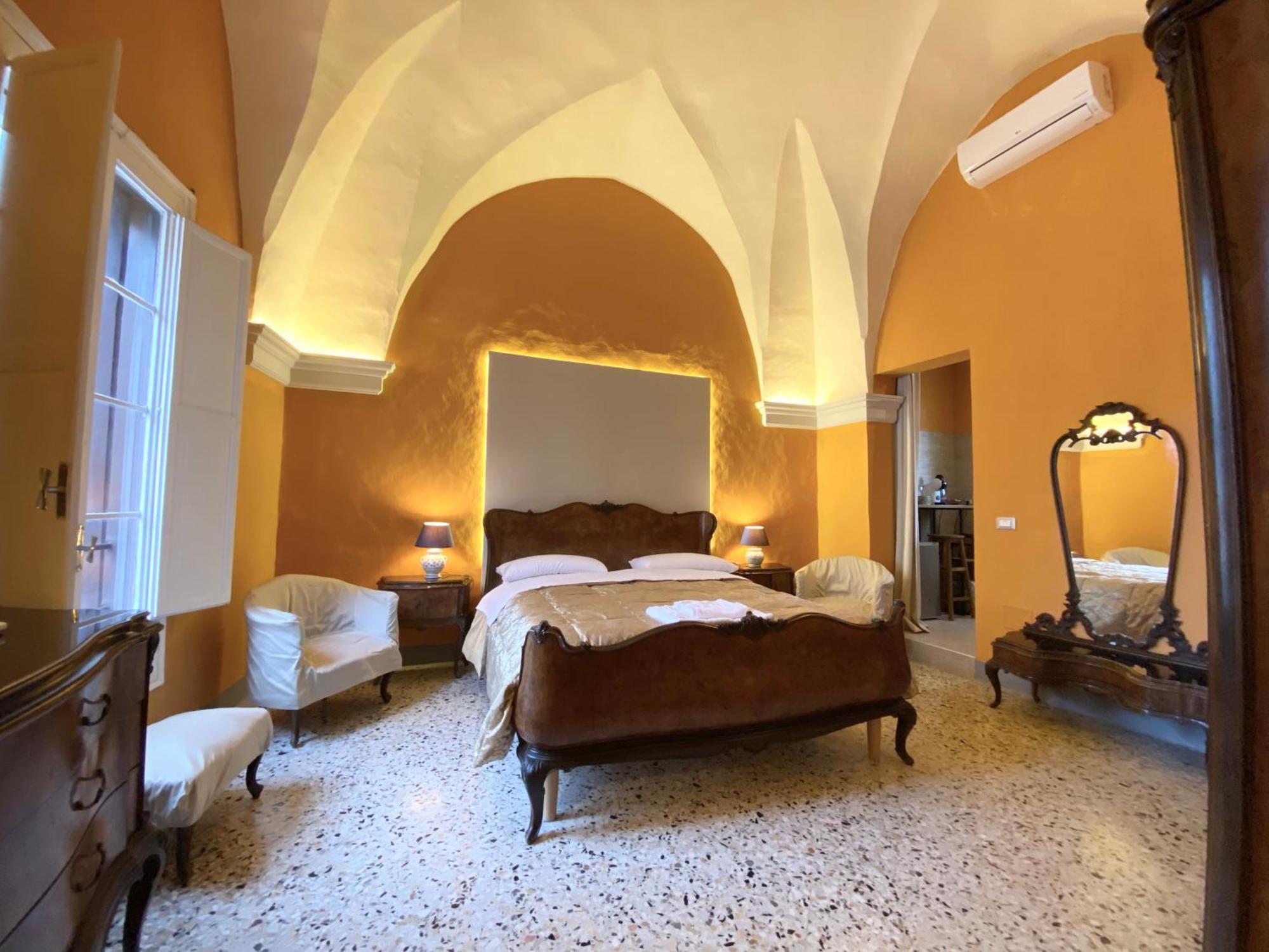 Palazzo De Carlo E Il Parco Dei 7 Pozzi Bed & Breakfast Lecce Eksteriør bilde