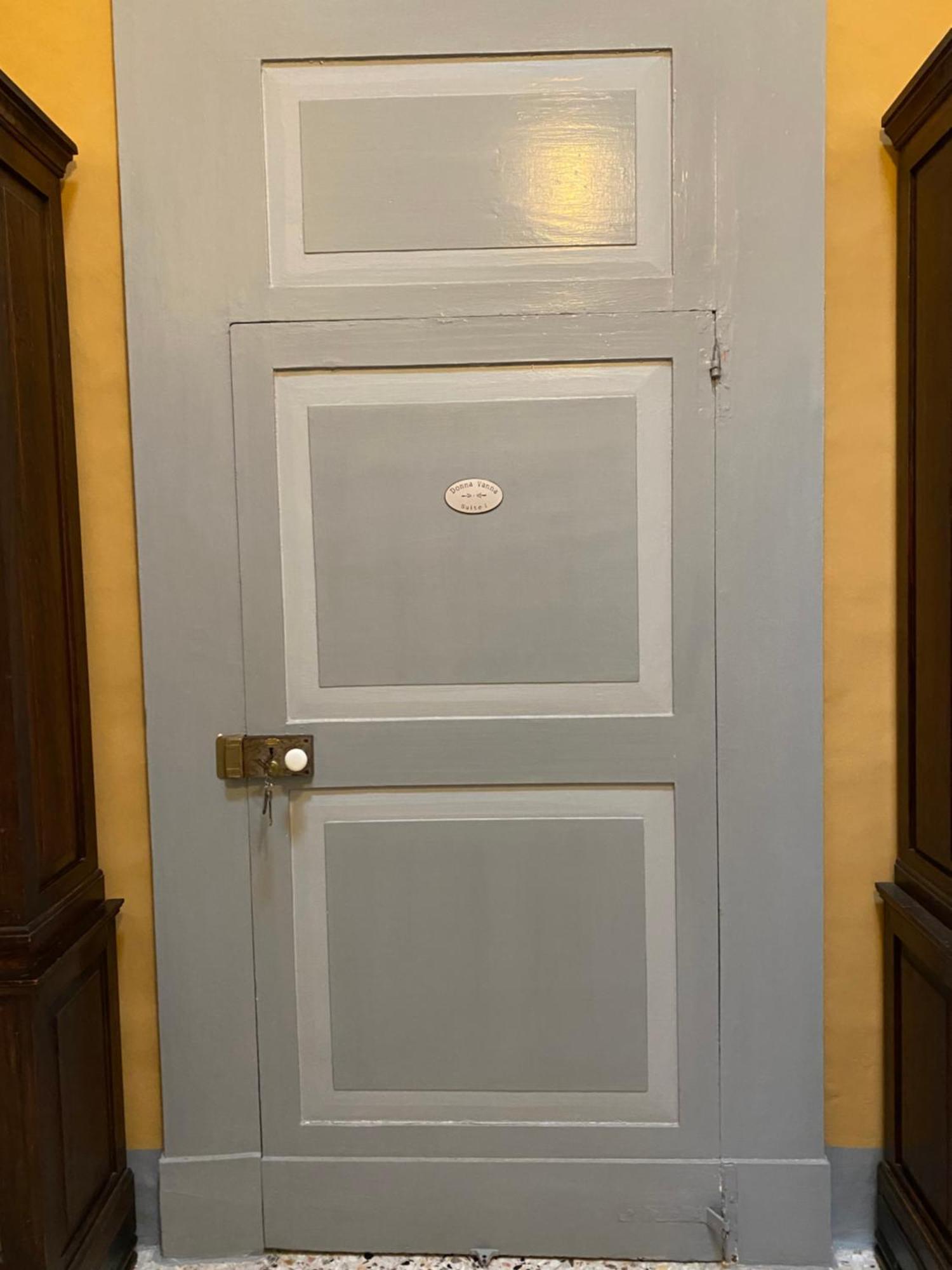 Palazzo De Carlo E Il Parco Dei 7 Pozzi Bed & Breakfast Lecce Eksteriør bilde